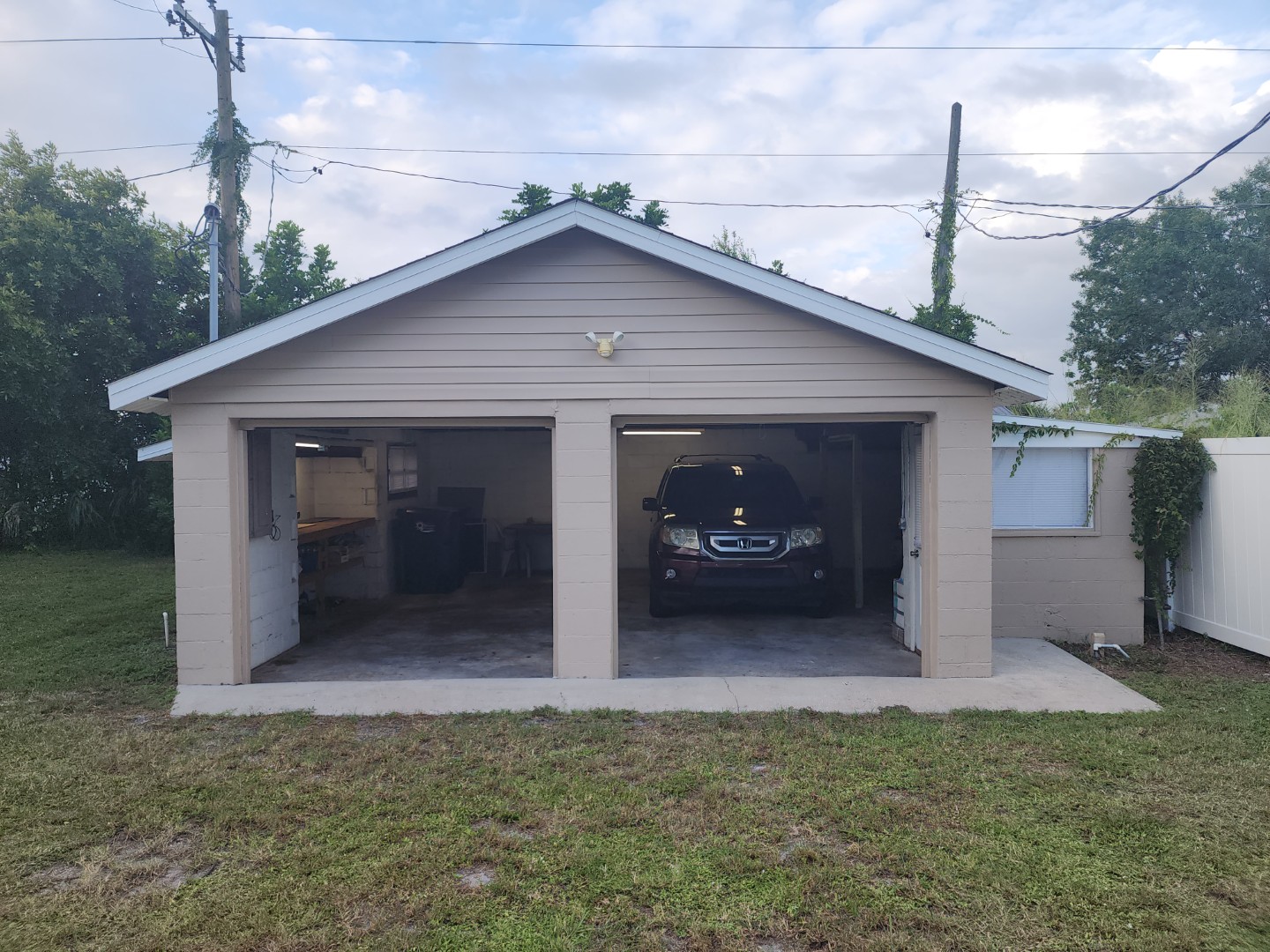 280-detached garage
